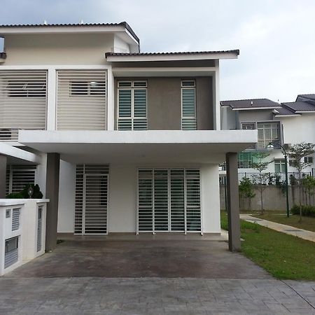 Masayu Putrajaya Homestay מראה חיצוני תמונה